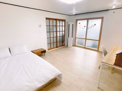 Seongsan Two-Room Unit & Excellent Infrastruc 0th image