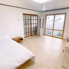 Seongsan Two-Room Unit & Excellent Infrastruc Unit Image