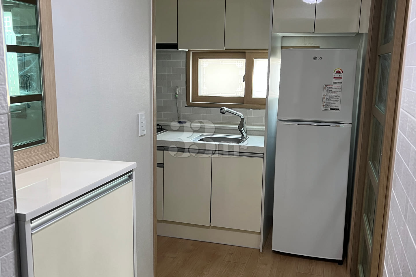 Quiet studio apartment in Eumnae-dong 2th image