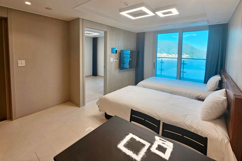 #84디럭스트윈#4인