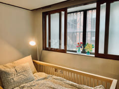 Cost-effective two-bedroom near Moran Station 15th image