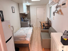Studio apartment 2 minutes from Myeonmok Stat 0th image