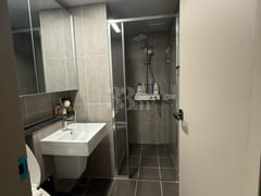 Modern & Clean 2th image