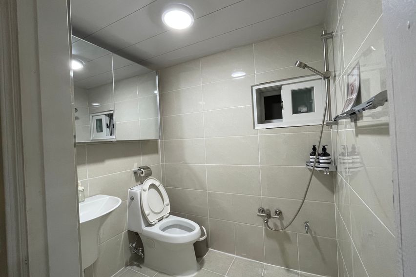 쓰리룸상봉역4분침대4