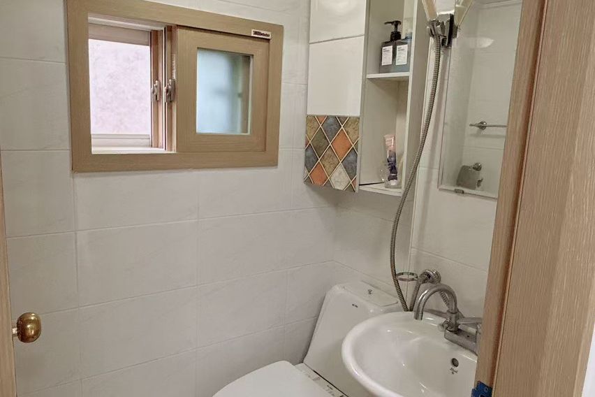 HEDY C 5번째 이미지