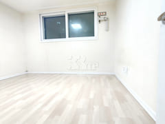 DH Station-Area 3-Room Unit ♡ 301 4th image