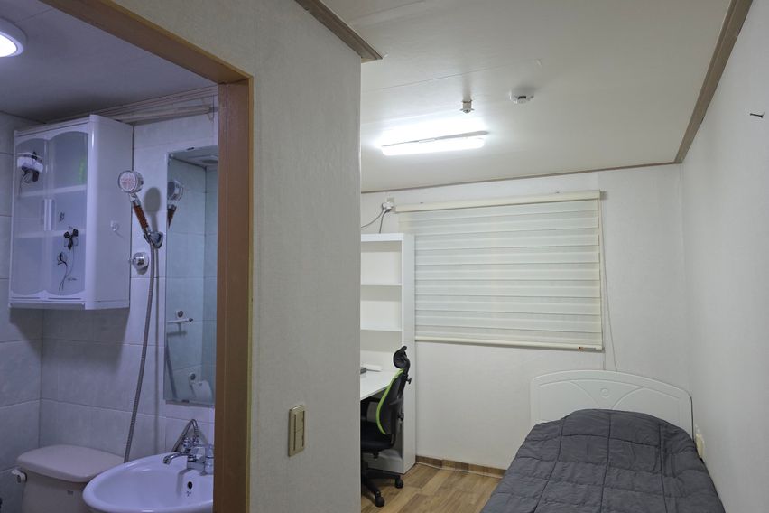 Room 203 8번째 이미지