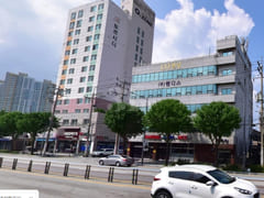 O2 Zone Apartment in Sinan-dong 2th image