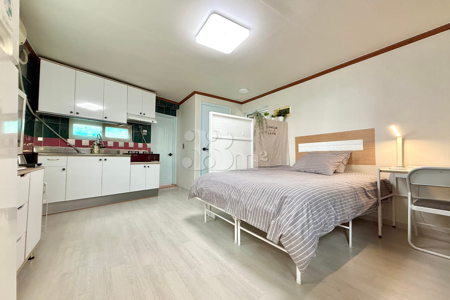 Spacious accommodation in Yeongdeungpo 2th image