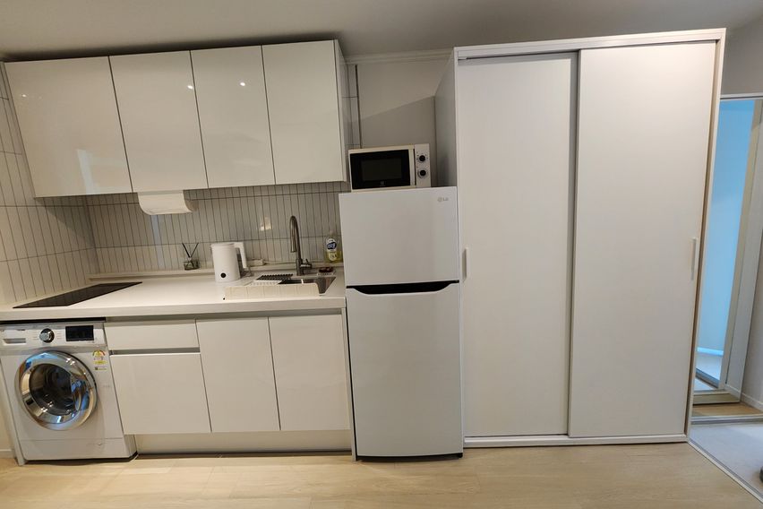 공덕역6번출구 296m