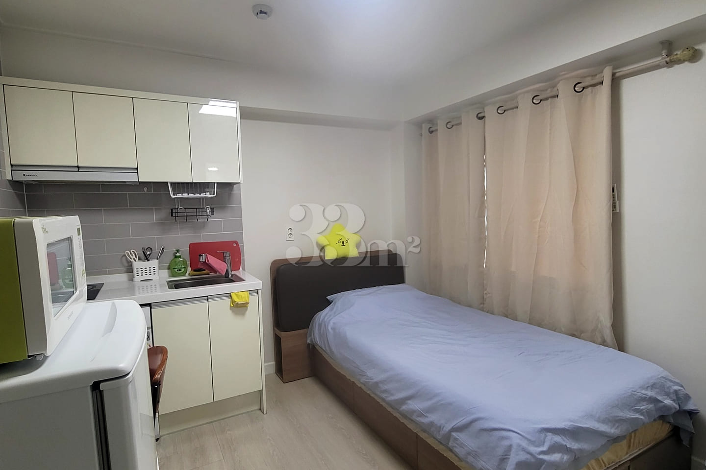 New studio apartment within walking distance  0th image