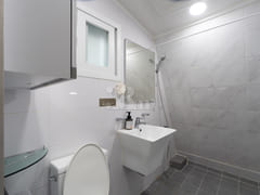 Women's shared room A, 1 bed 5th image