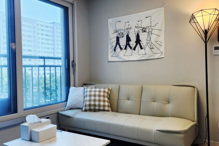 ☘️ Two-bedroom apartment near Yeongdeungpo-gu 2th image