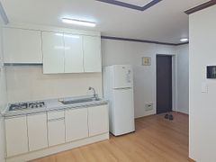 1.5룸 넓은 방,거실 0번째 이미지