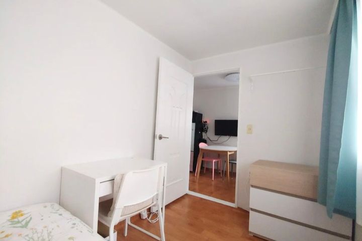 Two-room apartment, 5-minute walk from Seoul  5th image