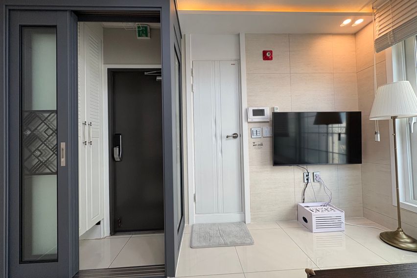 Room No. 301 3번째 이미지