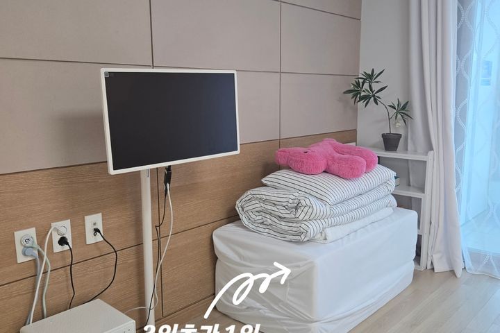 🌈Cozy home + Prime location right by the sta 7th image