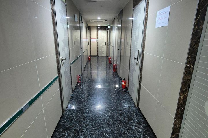 고고스테이 C타입 3번째 이미지