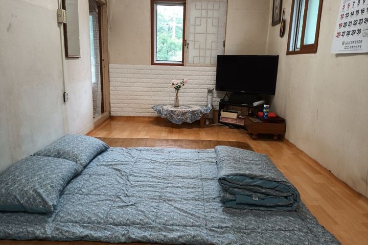 House in the clean area of Buyeonsan Valley 3th image