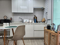 Fully Furnished Modern Two-Room Apartment #1 8th image