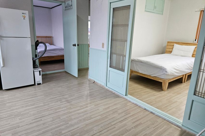 덕하 방2거실침대4개 