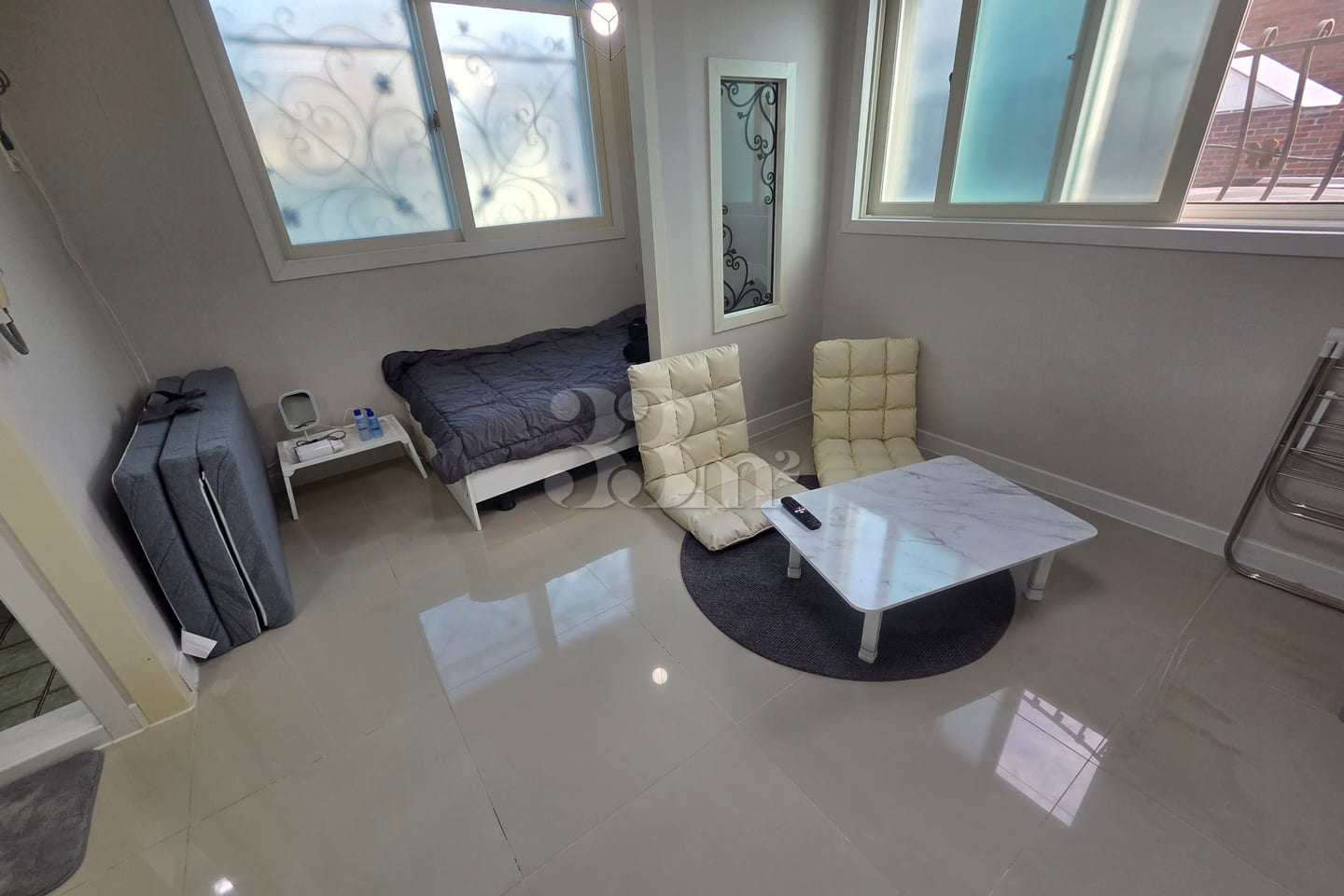 New large room, 5 minutes from Oryong Station 3th image