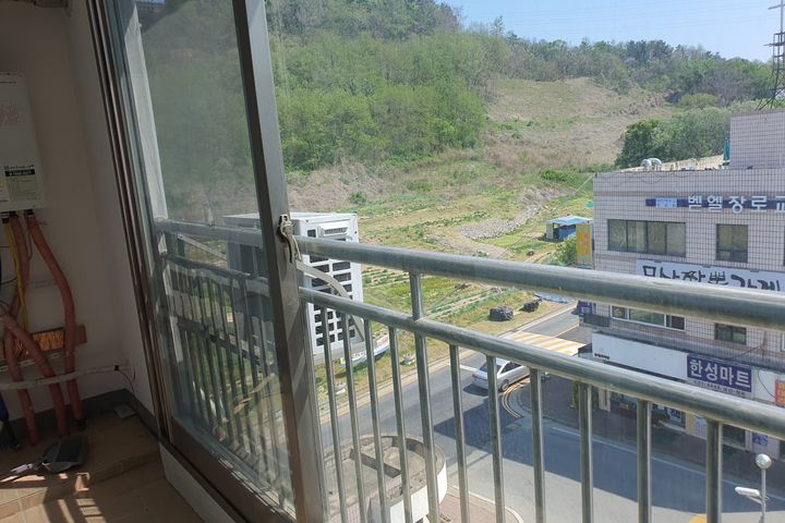Hyudaeri Hanseong Apartment 5th image