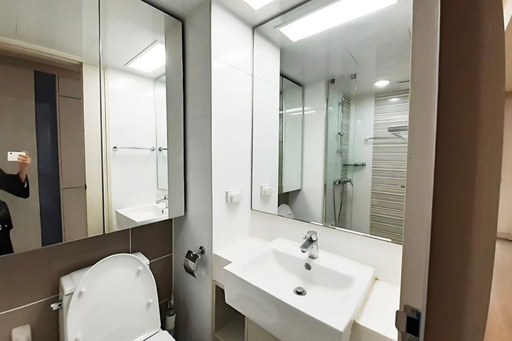 Modern studio near Sindang Station 2th image