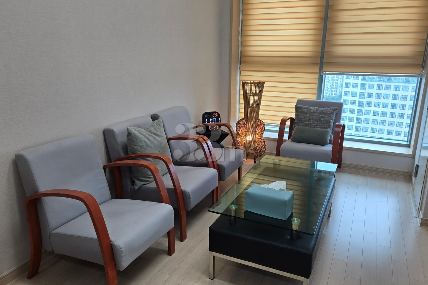 Neat studio apartment with beds for three 1th image