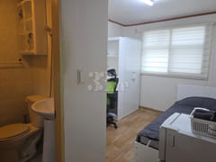 Room 103 2th image