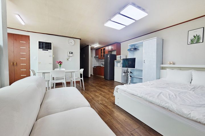 ⛄️ 2 minutes from Beomgye Station / Queen bed 5th image