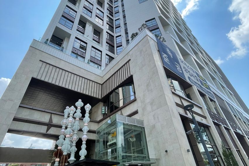 한강뷰 스위트룸 역 앞 3번째 이미지