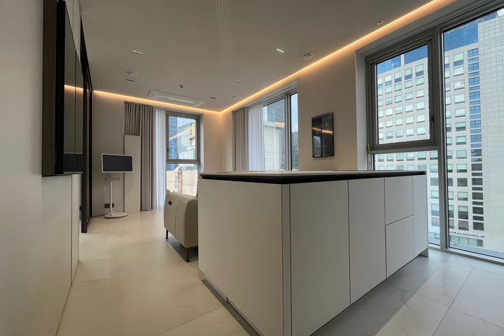 Luxury studio apartment, 1 minute from Gangna 9th image