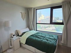 Fully furnished studio right next to the subw 1th image