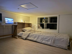 Jamsil ๐งก Neat duplex with Olympic Park view 3th image