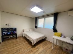 2 minutes from Nonhyeon Station (studio apart 0th image