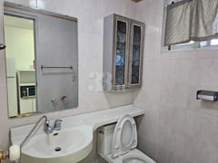 Near Sincheon | Simple Room 7th image