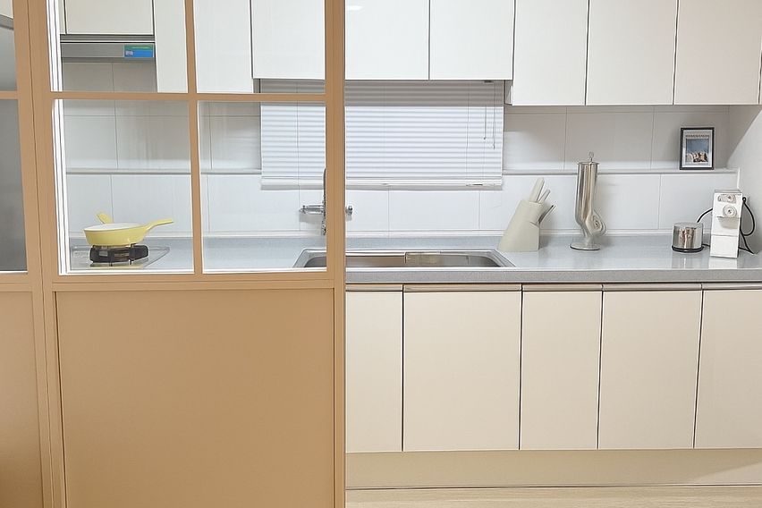 홍대1분 프라이빗3룸