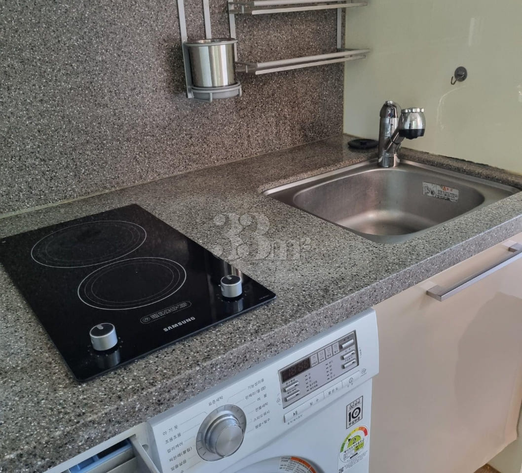 Studio apartment with a good view near Jangan 11th image