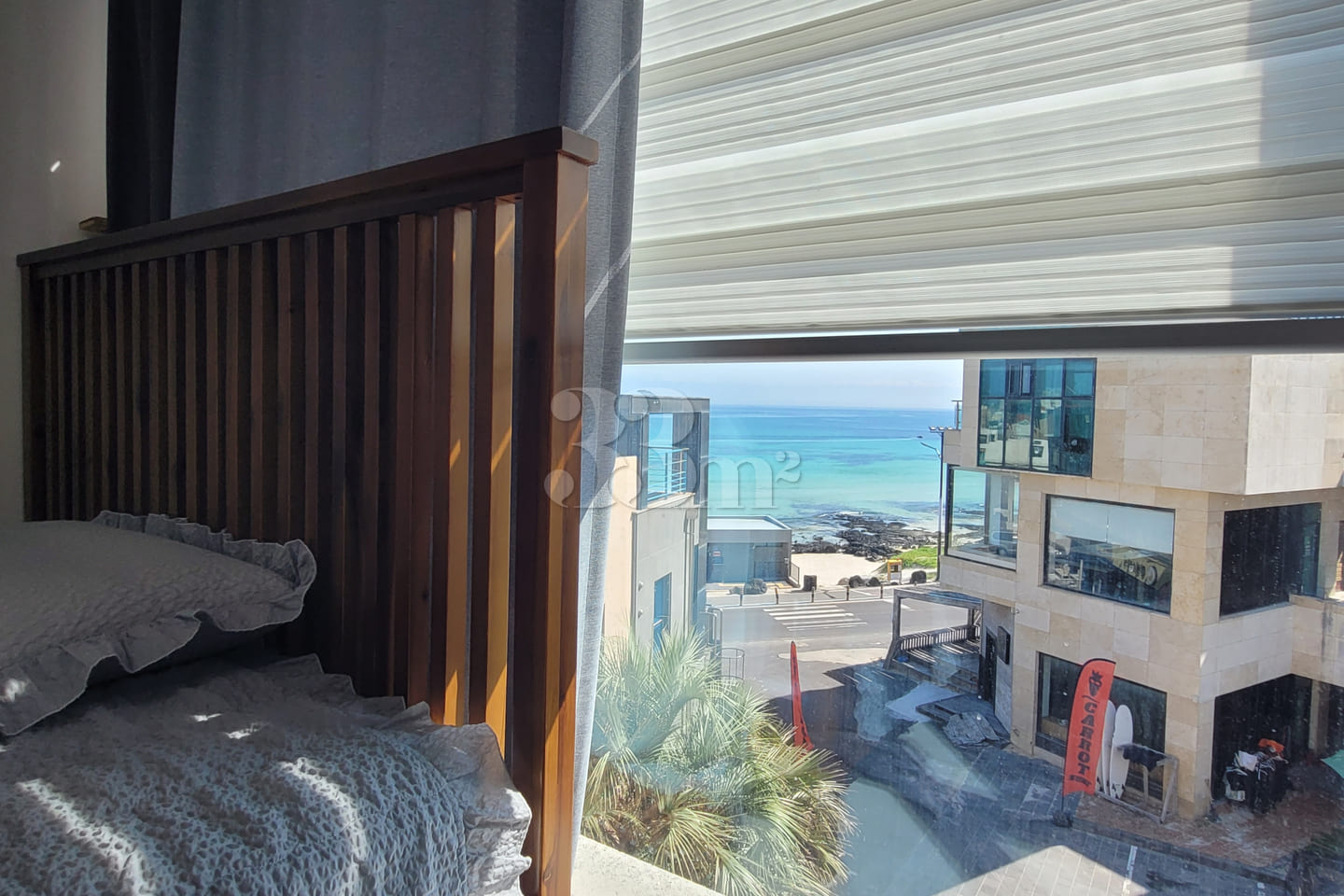 Fully furnished ocean view apartment in front 6th image