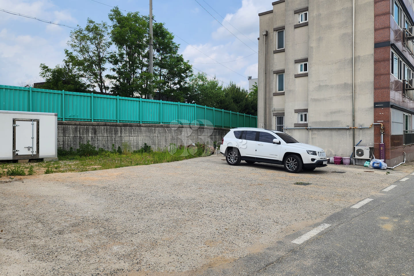 Unit 103 - Special Price 19,000 7th image
