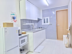 Two-room apartment in Mangwon, Hapjeong, and 7th image