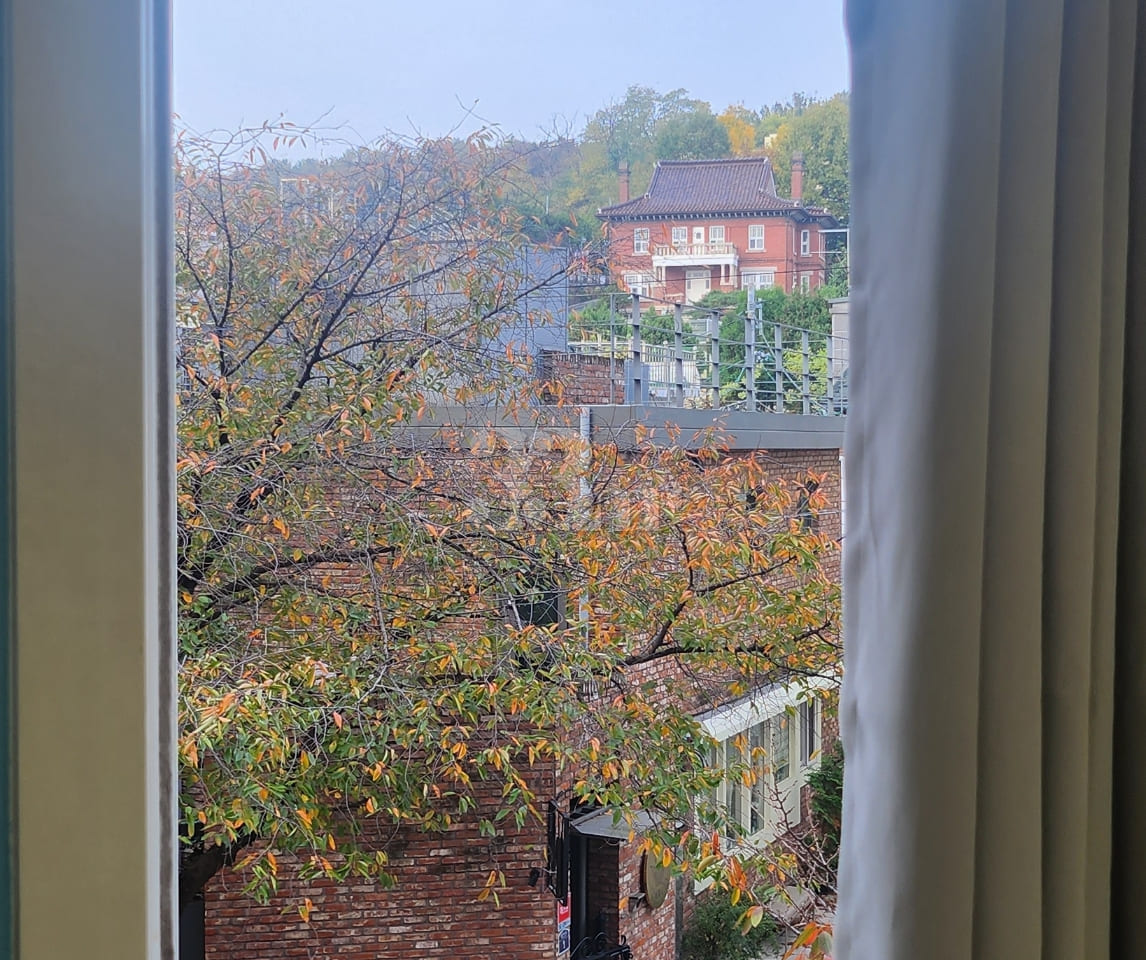Deepening Autumn ㆍ Parking 3th image