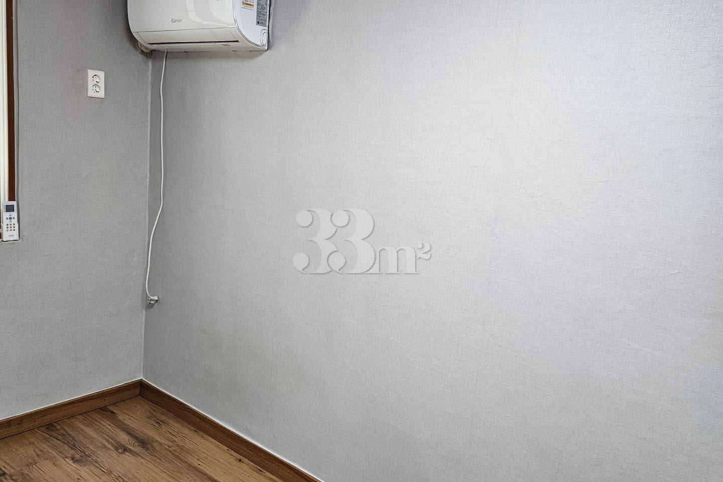 Bright, clean, and quiet. 2th image
