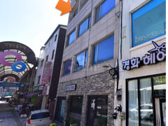 Accommodation right in front of Yangyang Trad 18th image