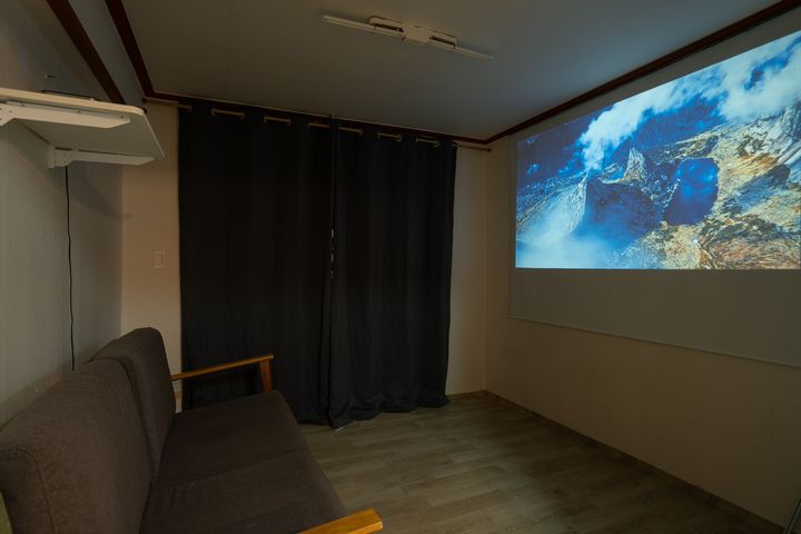 Three-room apartment at the lowest price 6th image
