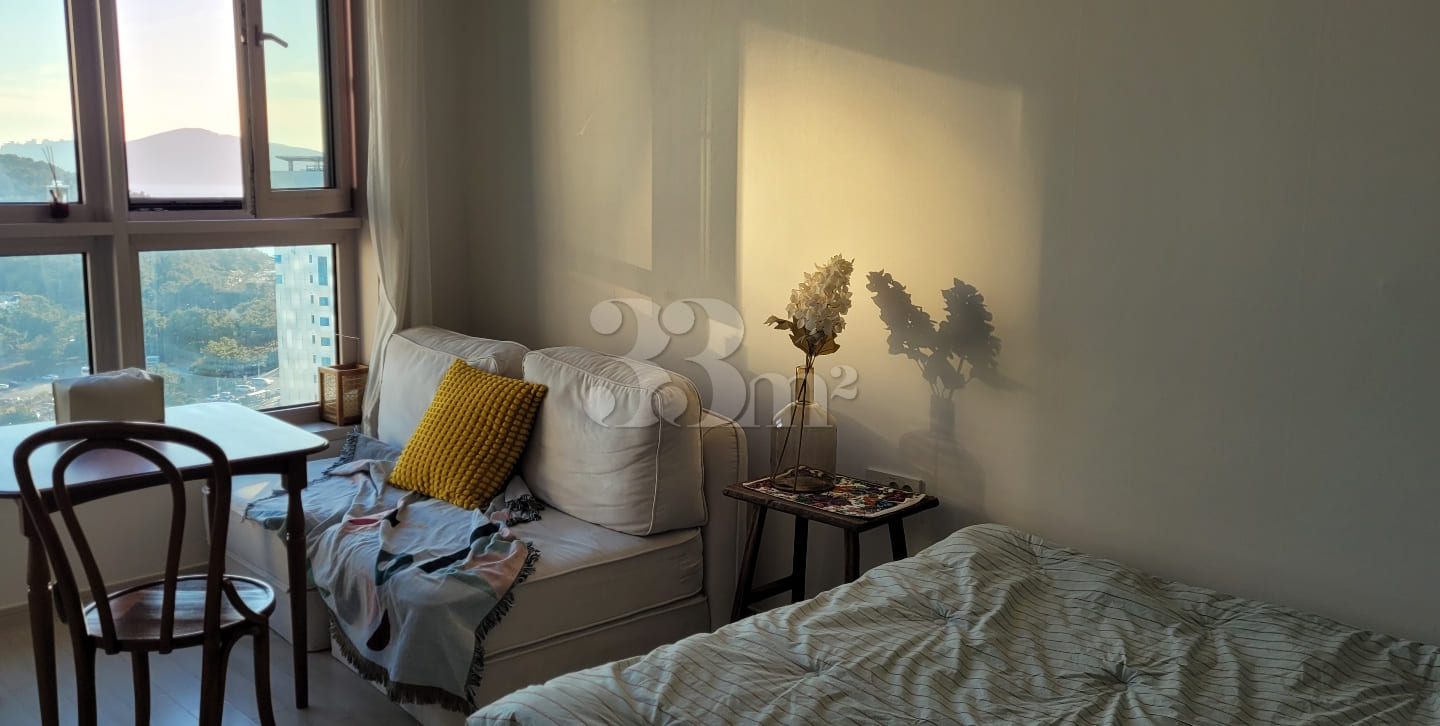 A Home Embracing the Haeundae Sea 0th image