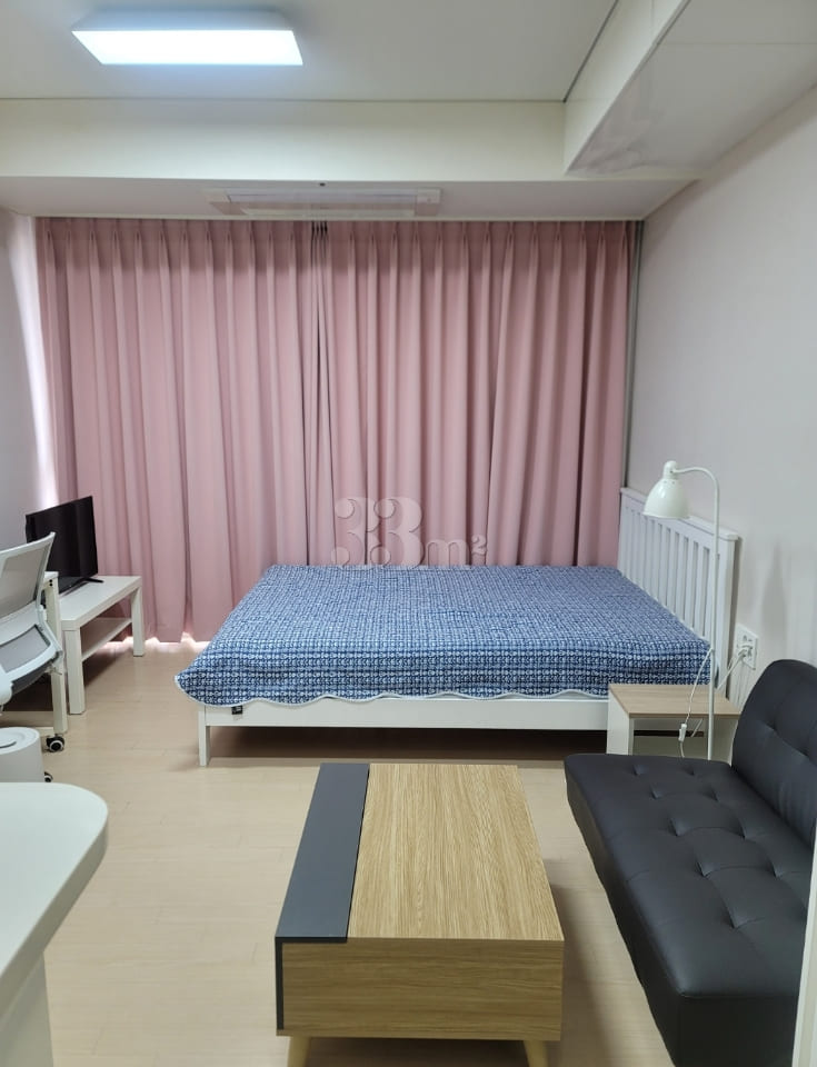 💕Clean room just 1 minute from Gangnam Stati 13th image