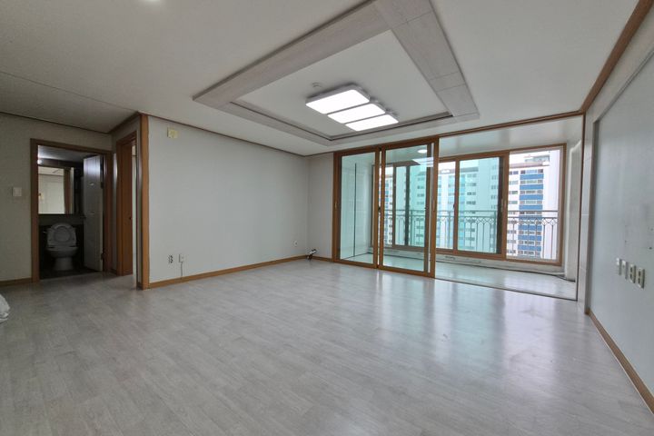 넓디 넓은 방3  화2 0번째 이미지