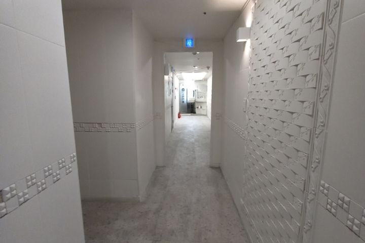 Clean and Remodeled Accommodation in Sillim-d 9th image